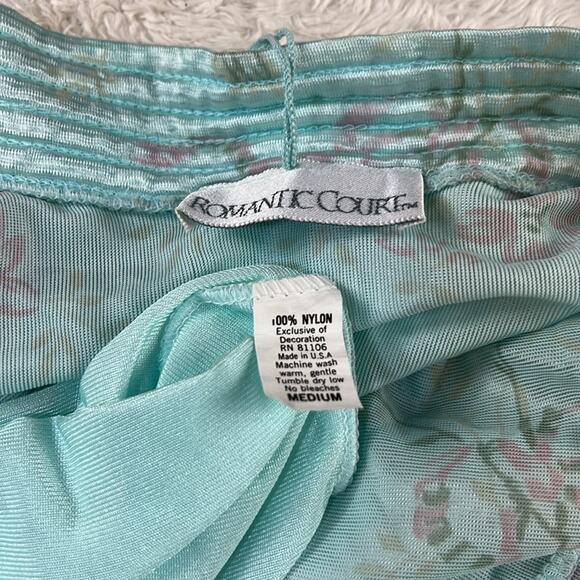 Vintage Romantic Court aquamarine robe and slip nightghown set, medium - Picture 8 of 11